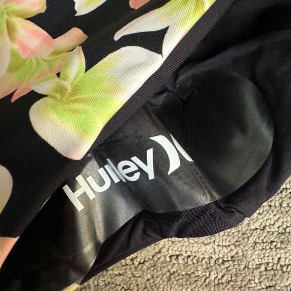 Hurley x Carissa Moore Max Plumeria Hawaiian Bikini Bottoms XS NWT - Picture 3 of 9